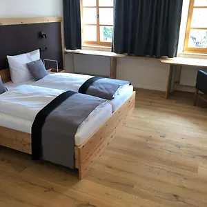 Hotel Bräuhof, Wallersdorf